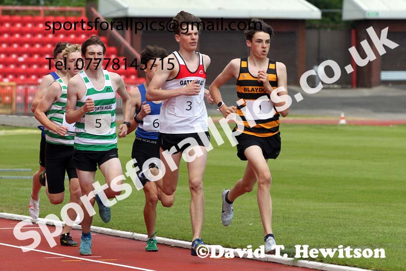 3000 metres Northumberland, Durham and Northumberland Schools, Saturday, June 19th, Gateshead Stadium. Photo: David T. Hewitson/Sports for All Pics